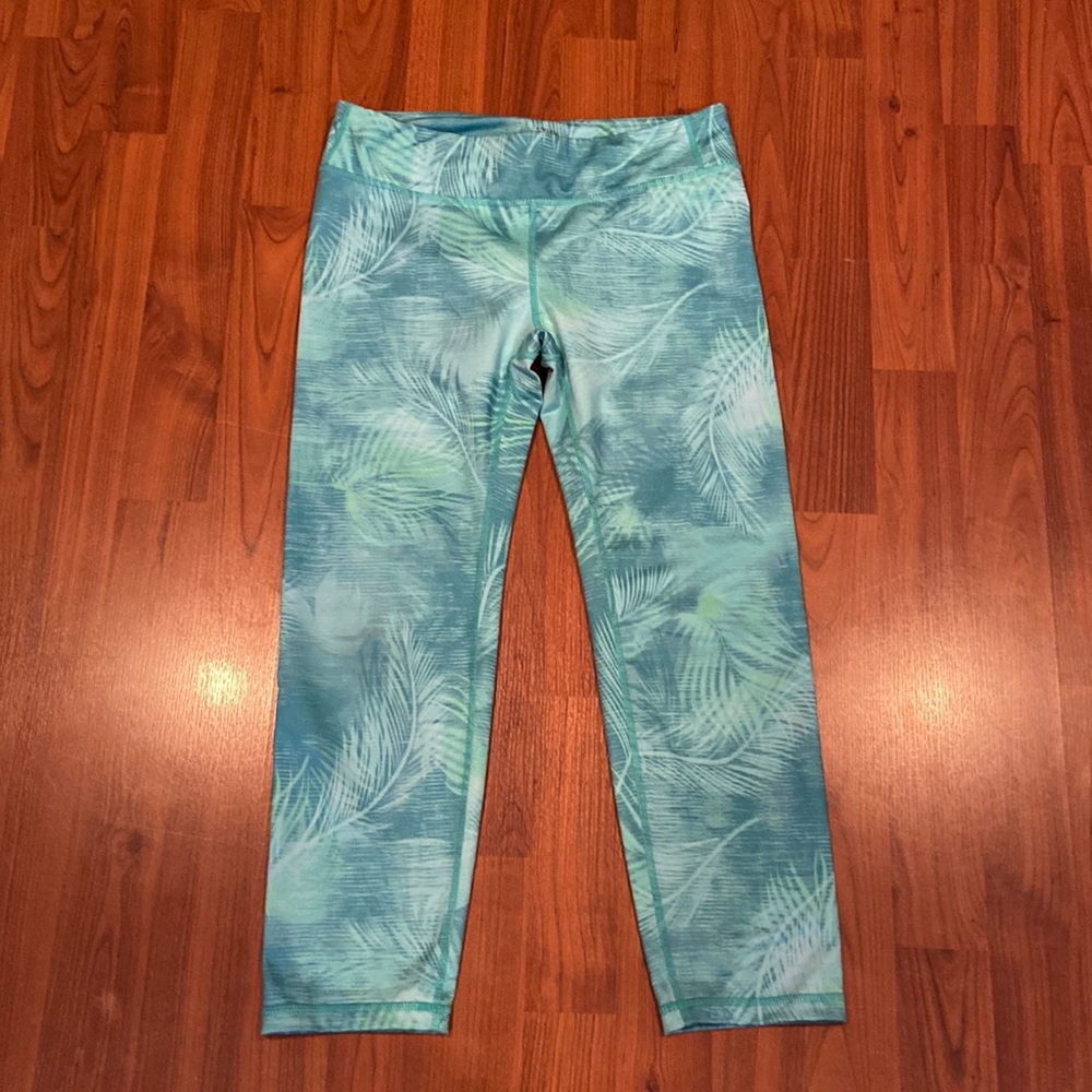 Athlete girl capris